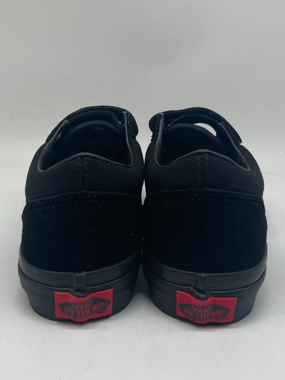 VANS OLD SCHOOL V ALL BLACK US YOUTH SIZE 2